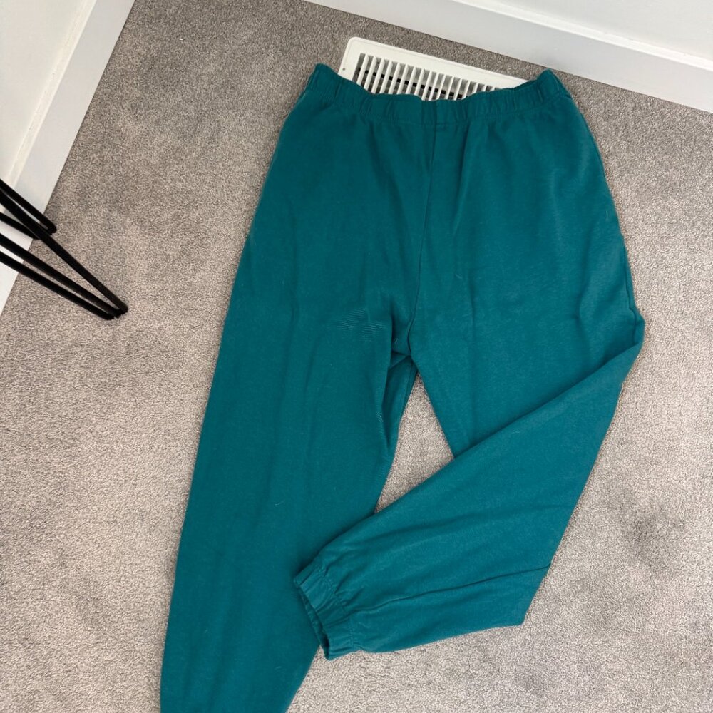 Chicago Illinois Matching Set – Crewneck & Joggers - Picture 8 of 9